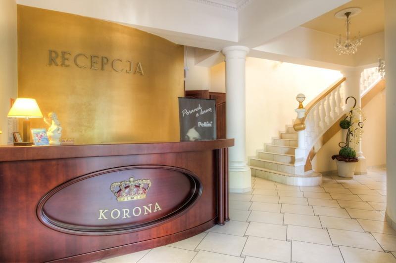 Hotel Korona รืบนิค ภายนอก รูปภาพ