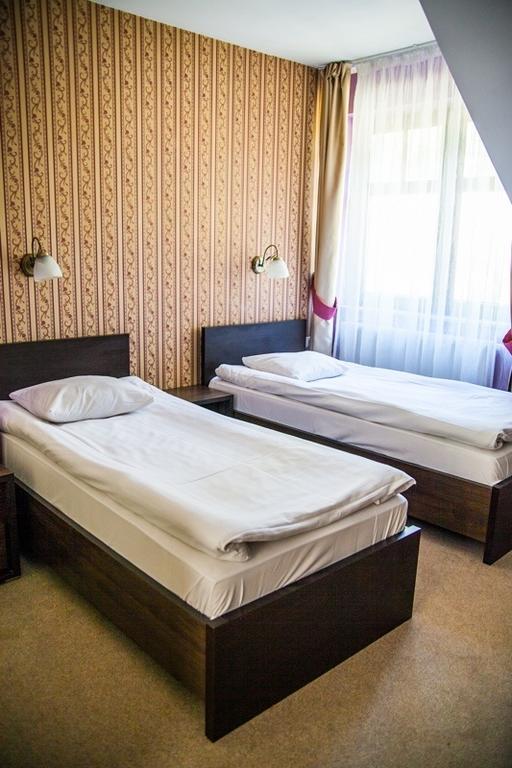 Hotel Korona รืบนิค ห้อง รูปภาพ